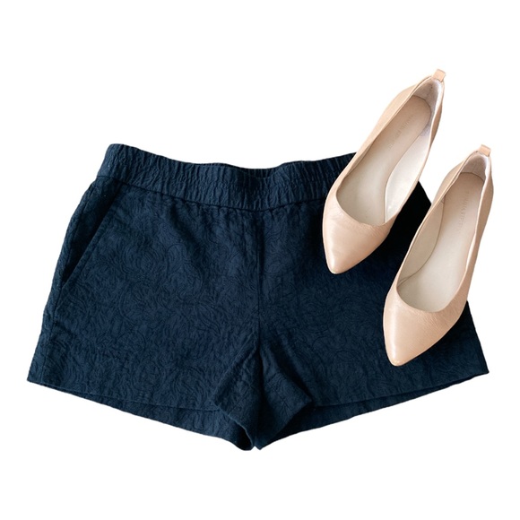 J.Crew Size 4 Black Boardwalk Pull On Shorts - Picture 1 of 13